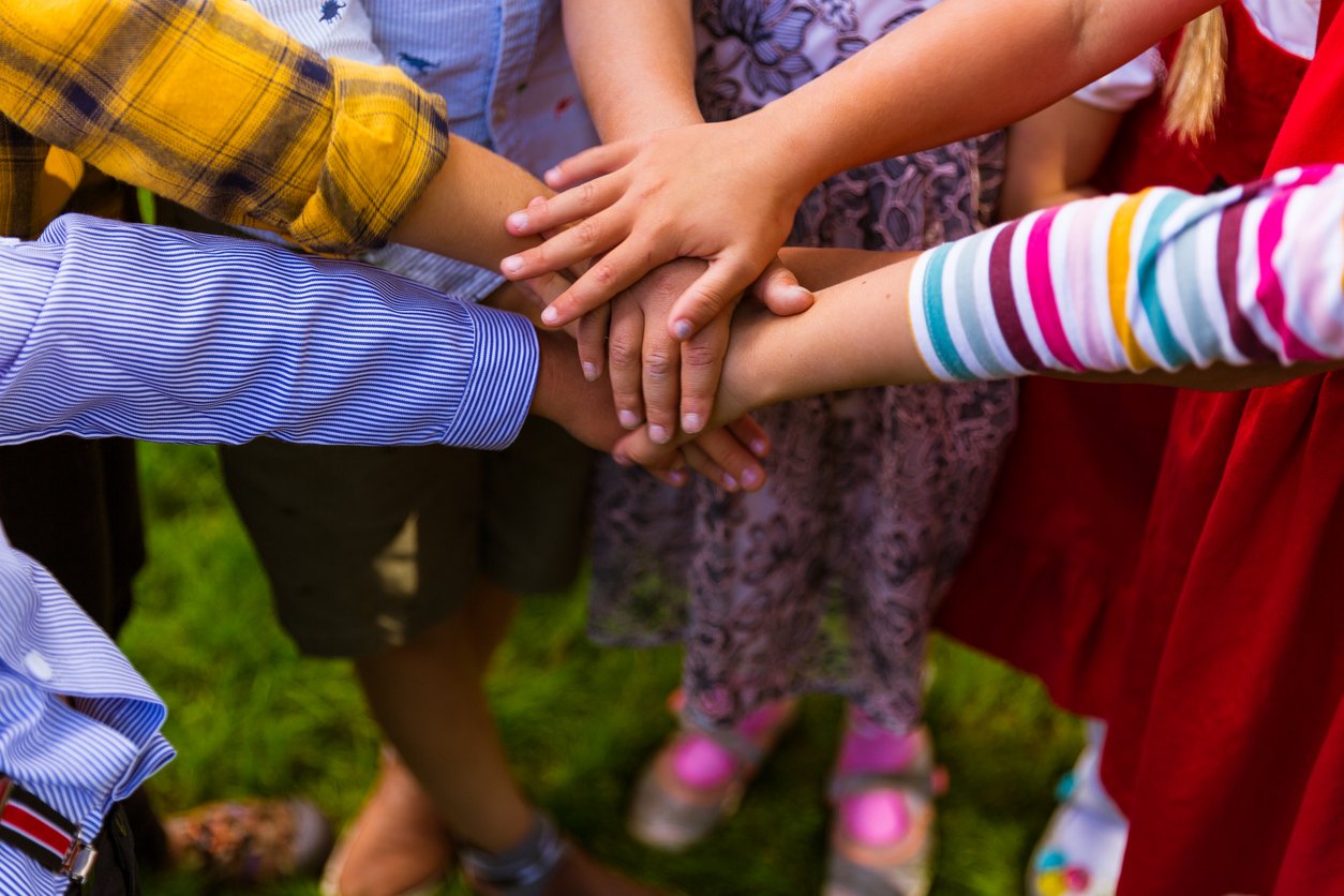 solidariedade na escola: importância e dicas práticas para aplicar